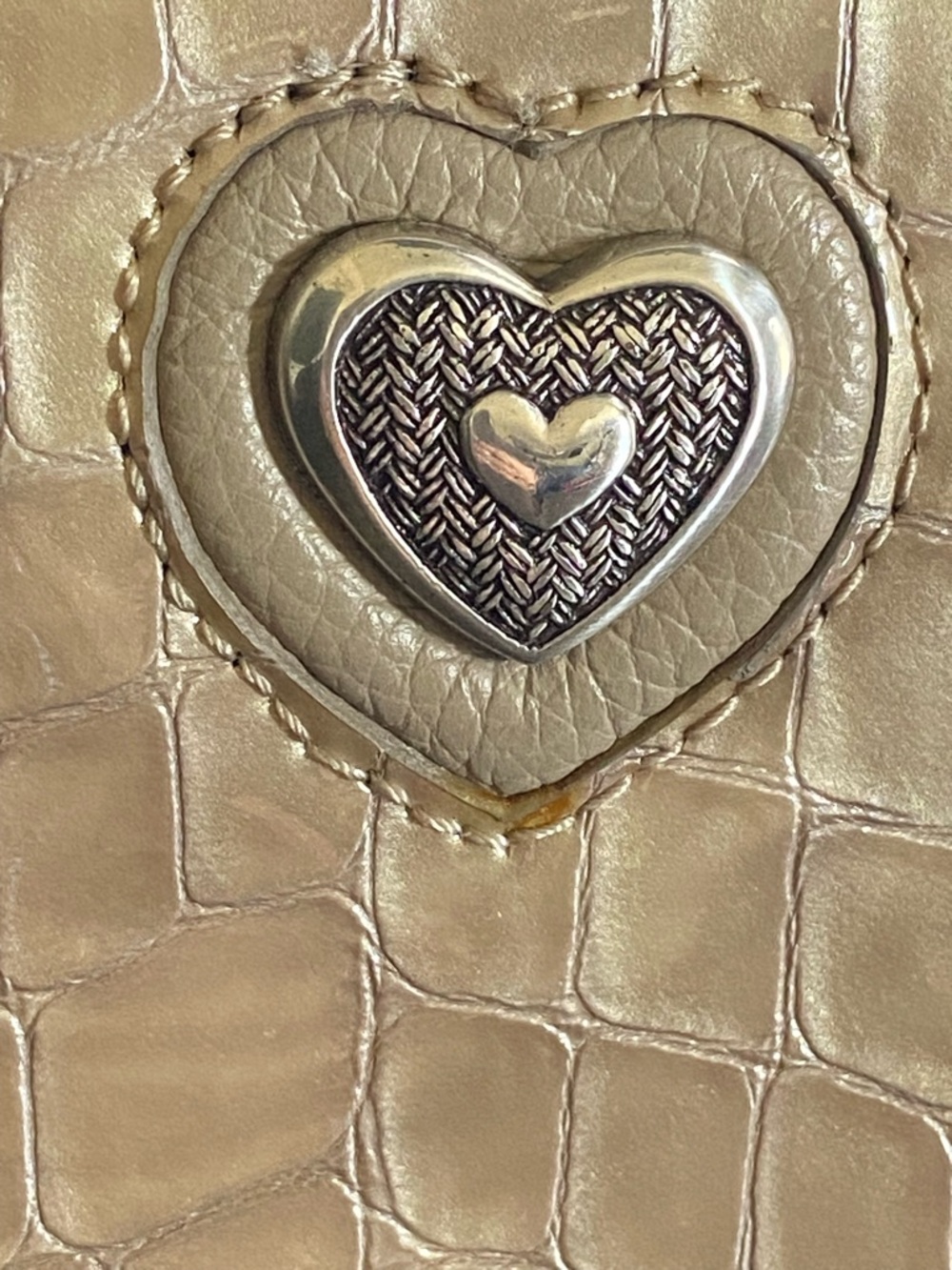 Brighton Wallet Bellissimo with the silver heart logo - Picture 3 of 7